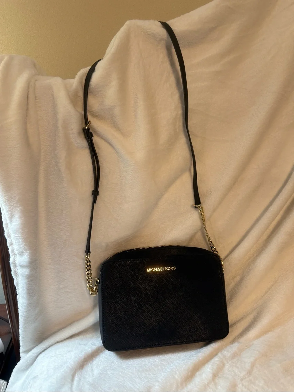 Michael Kors compact michael